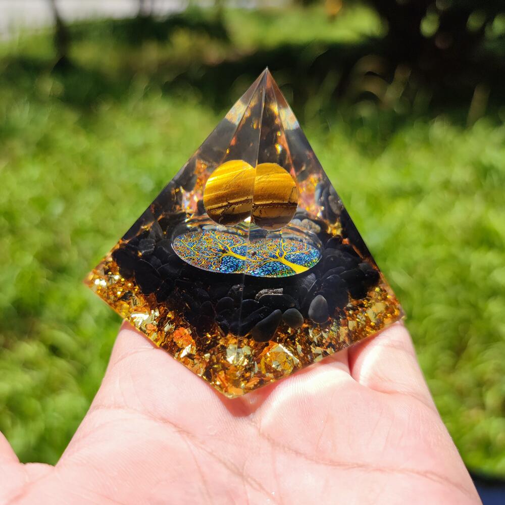 Pyramide Orgonite 60mm