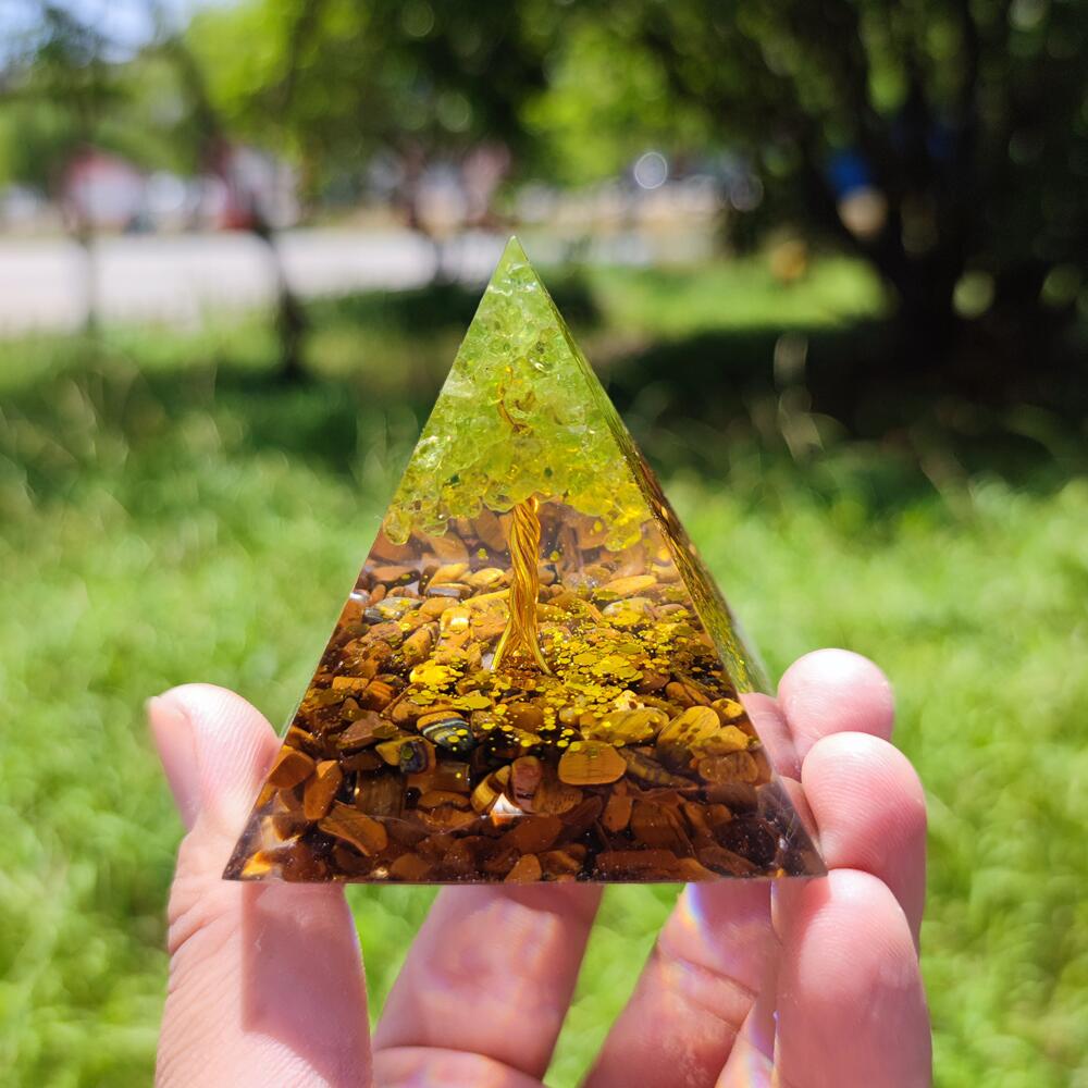 Pyramide Orgonite 60mm fait à la main Arbre de Vie