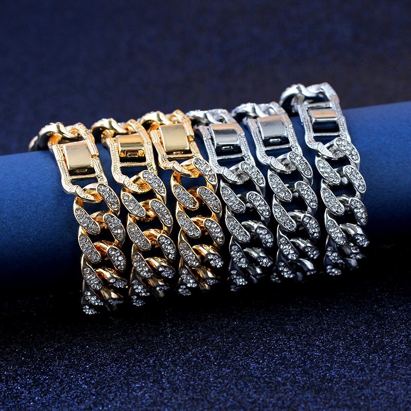 Chevillière strass