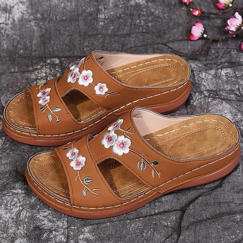 Sandales Fleurs Cuir