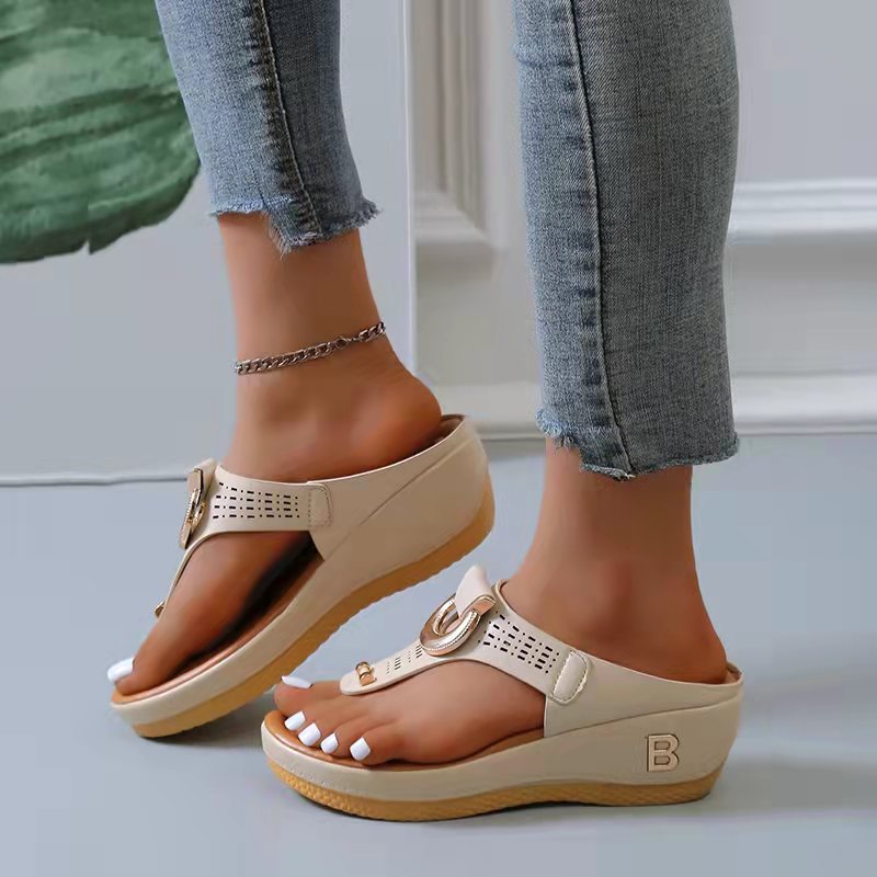 Chaussures compensées confortables