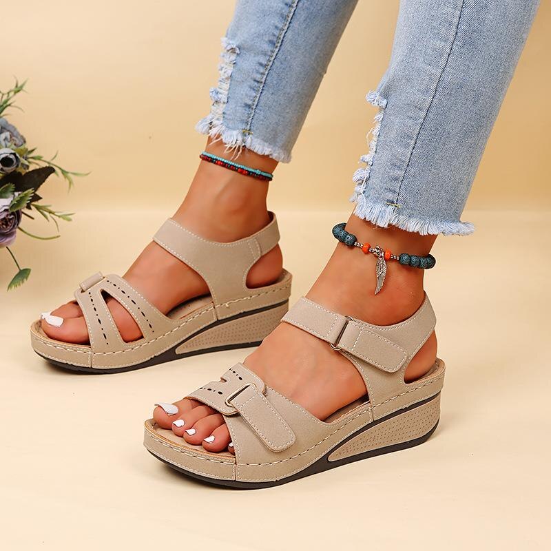 Chaussures femmes légères Compensées