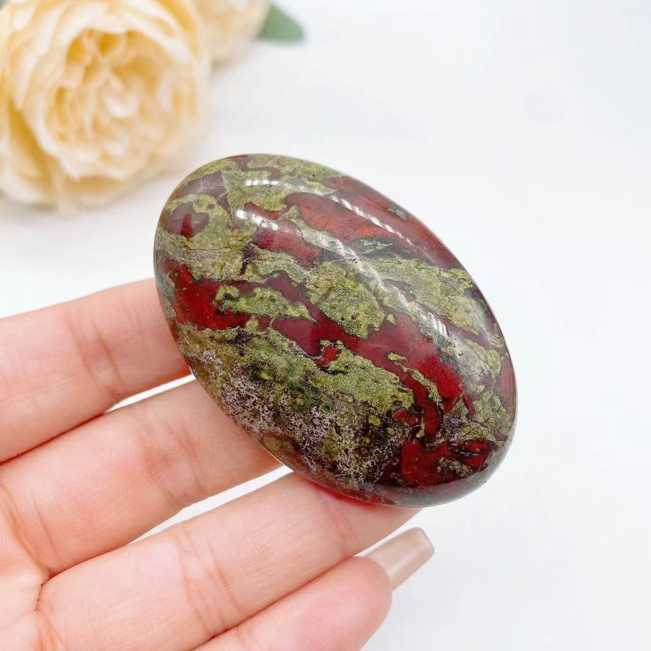 Natural Dragon Blood Stone Hot Compress Massage Palm Crystal Energy Reiki Healing Fingertip Toy Home Decoration Ellipse Gift