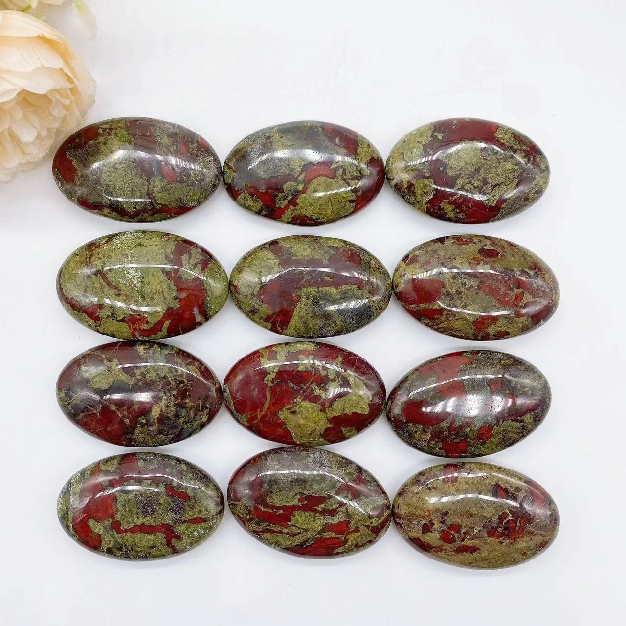 Natural Dragon Blood Stone Hot Compress Massage Palm Crystal Energy Reiki Healing Fingertip Toy Home Decoration Ellipse Gift